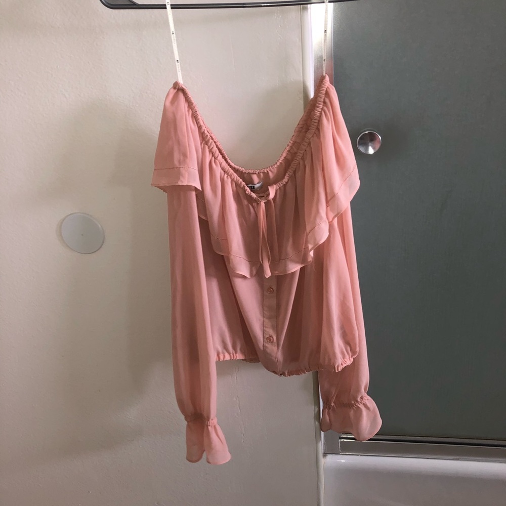 blouse - Picture 2 of 3